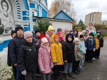 Православные гимназисты помолились за Литургией в Казанском соборе